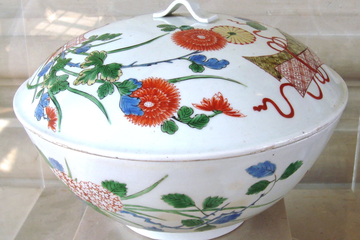 Imari ware