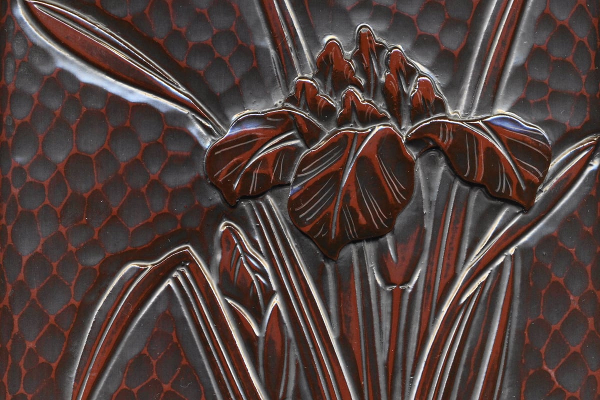 Kamakura-bori (Carved Lacquerware)