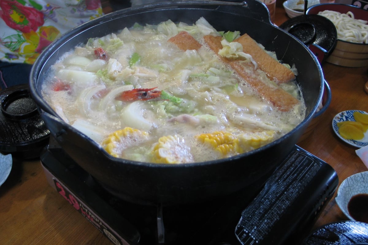 Ishikari nabe (salmon hot pot)