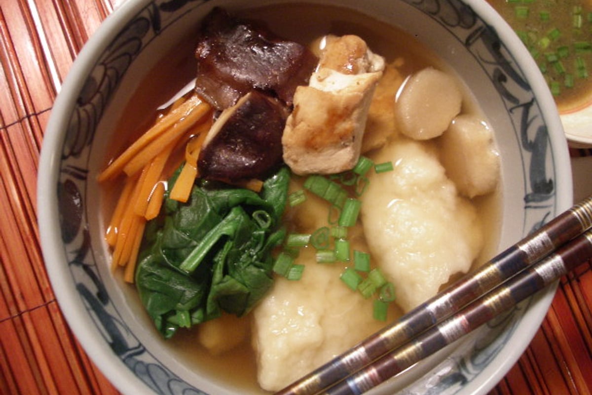 Suiton (wheat flour dumpling soup)