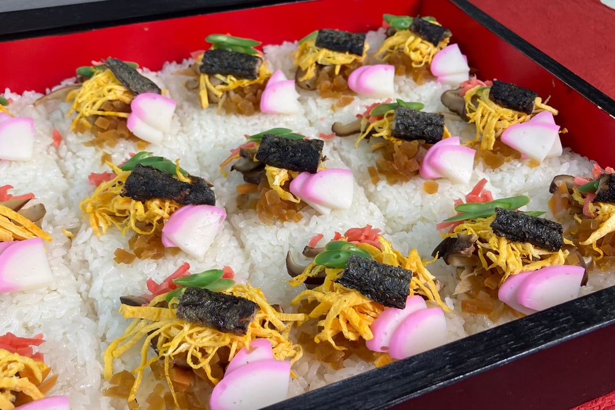 Sukozushi (Suko-Style Box Sushi)