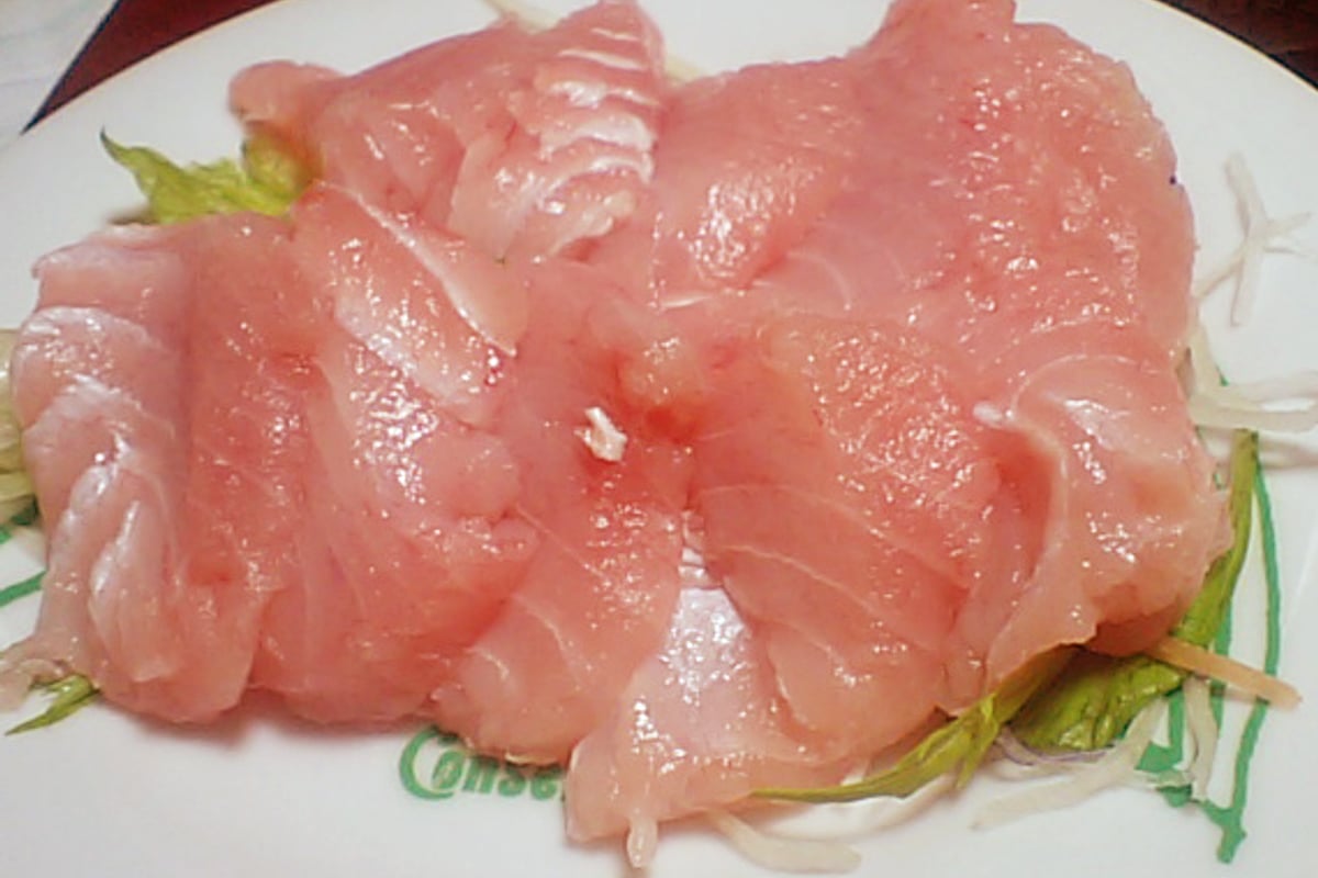 鲨鱼料理(ワニ料理)